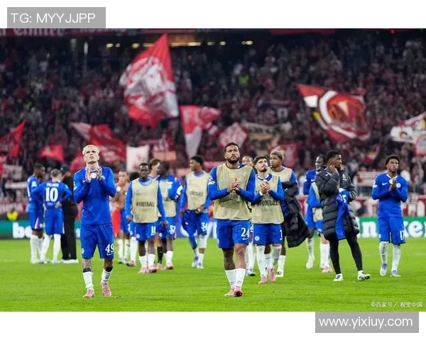 赫拉克勒勇战兹沃勒展现不屈精神与团队合作的精彩对决 赫拉克勒勇战兹沃勒展现不屈精神与团队合作的精彩对决