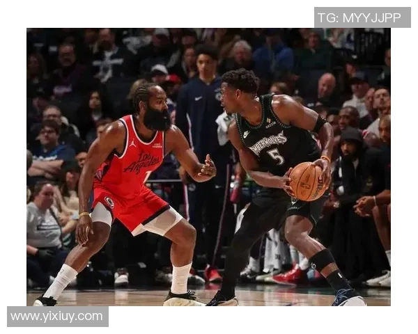 2015年NBA季后赛火箭与快船第四场激战回顾与精彩瞬间分析