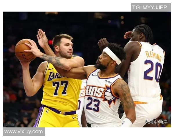 2015年湖人队与国王队季前赛精彩回顾与赛后分析